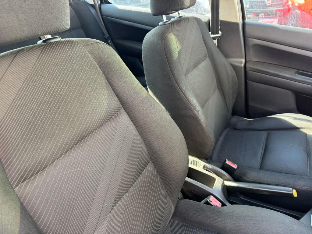 PEUGEOT 307 Sedan - Foto