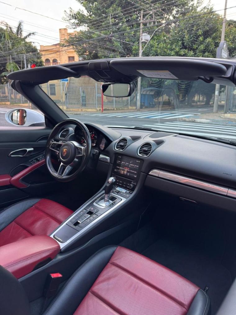 PORSCHE 718 - Foto