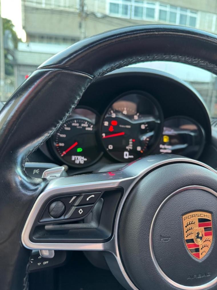 PORSCHE 718 - Foto