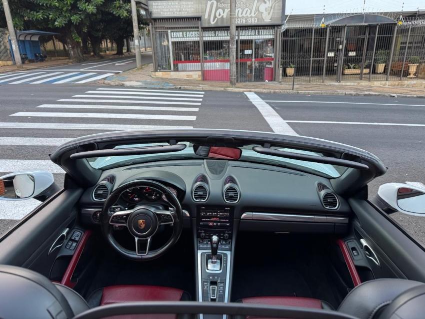 PORSCHE 718 - Foto