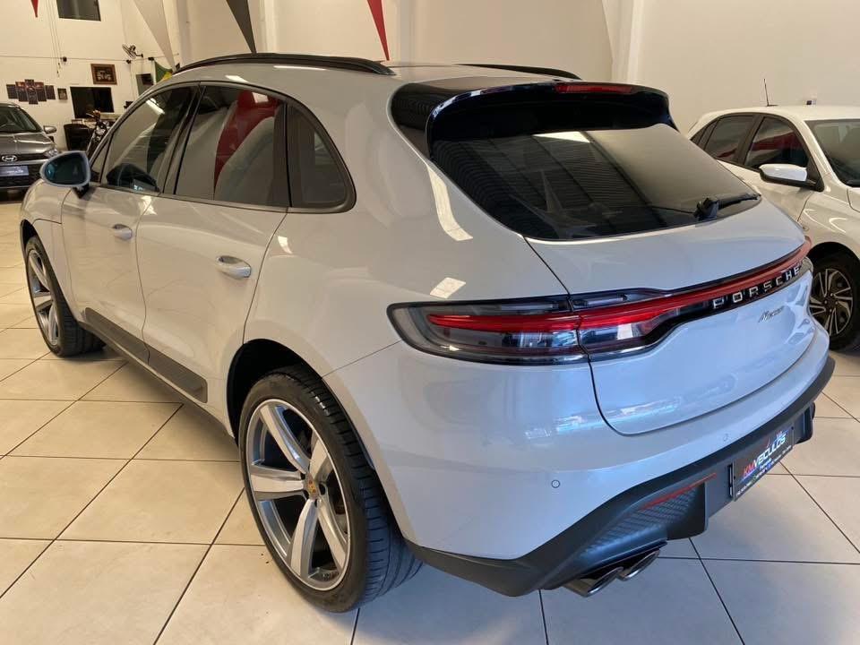 PORSCHE Macan - Foto