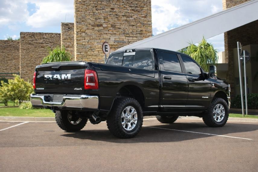RAM 2500 - Foto