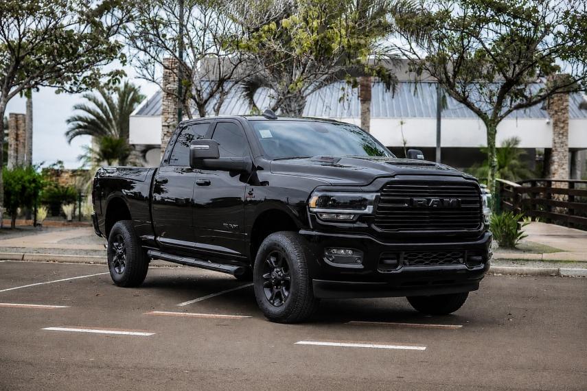 RAM 2500 - Foto