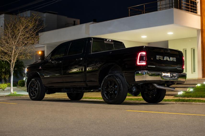 RAM 2500 - Foto