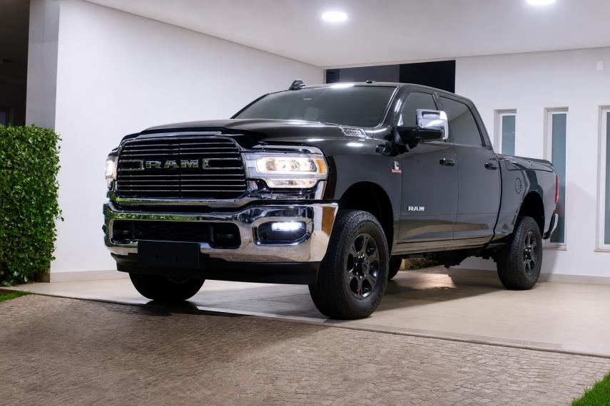 RAM 2500 - Foto