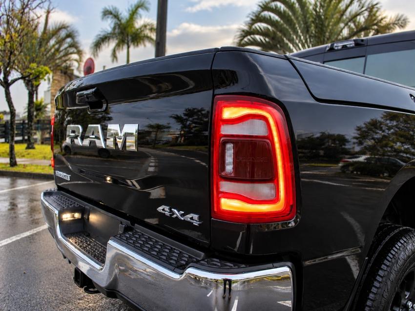 RAM 2500 - Foto