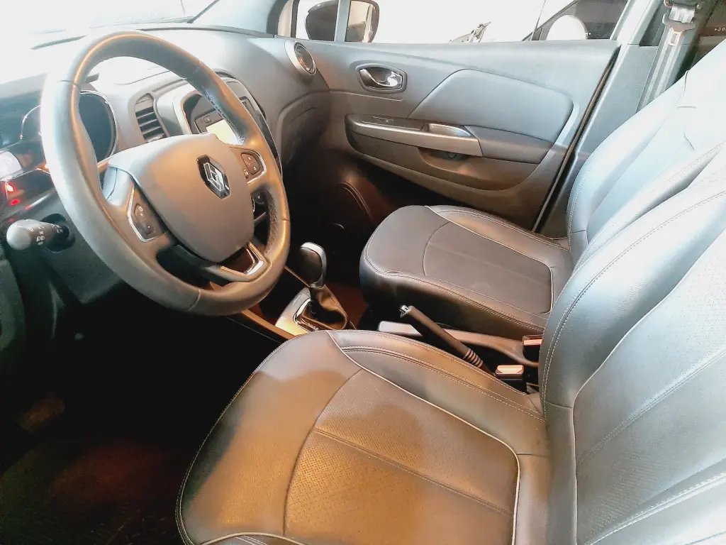 RENAULT Captur - Foto