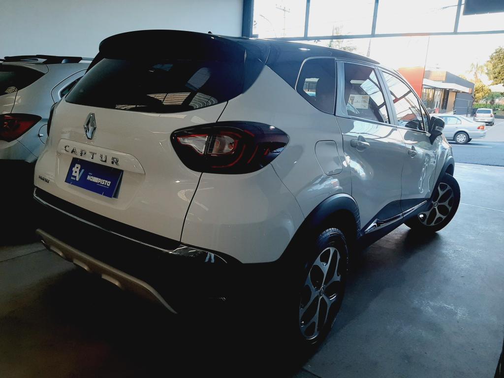 RENAULT Captur - Foto