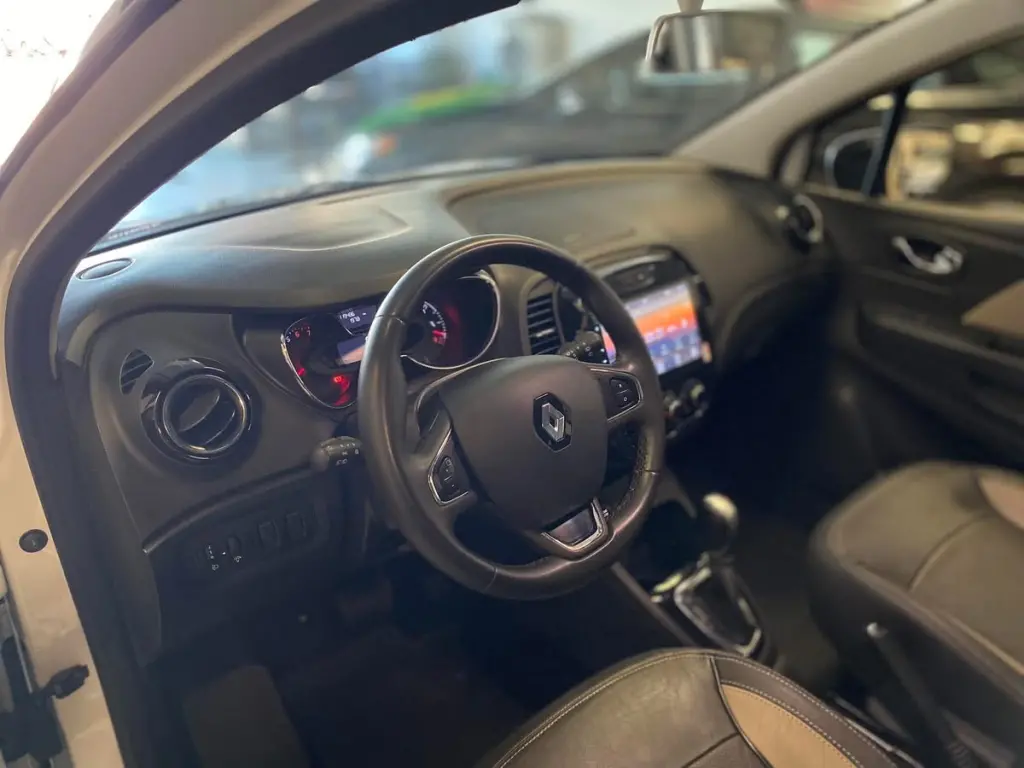 RENAULT Captur - Foto