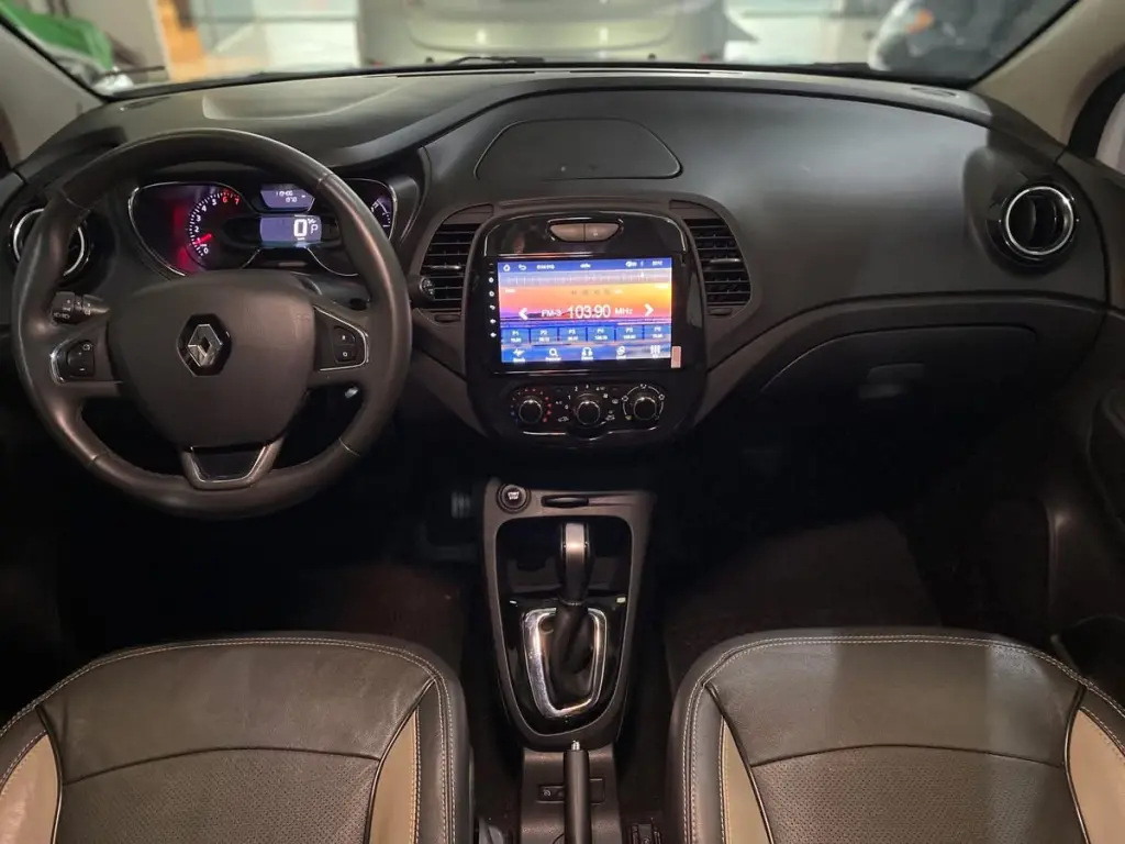 RENAULT Captur - Foto