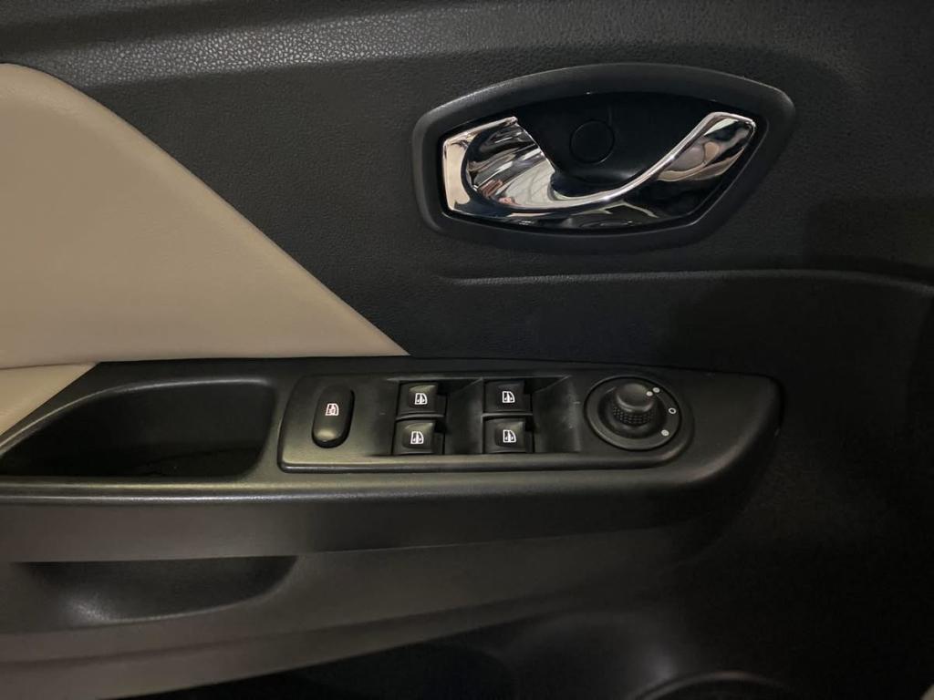 RENAULT Captur - Foto