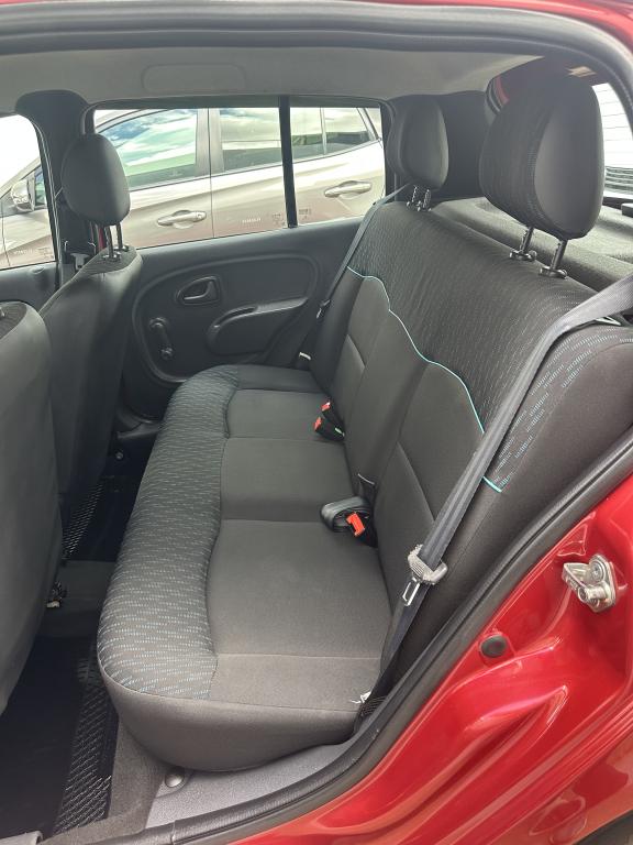 RENAULT Clio Hatch - Foto