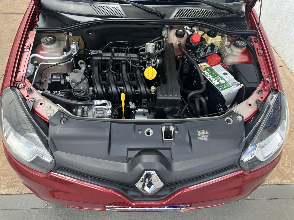 RENAULT Clio Hatch - Foto