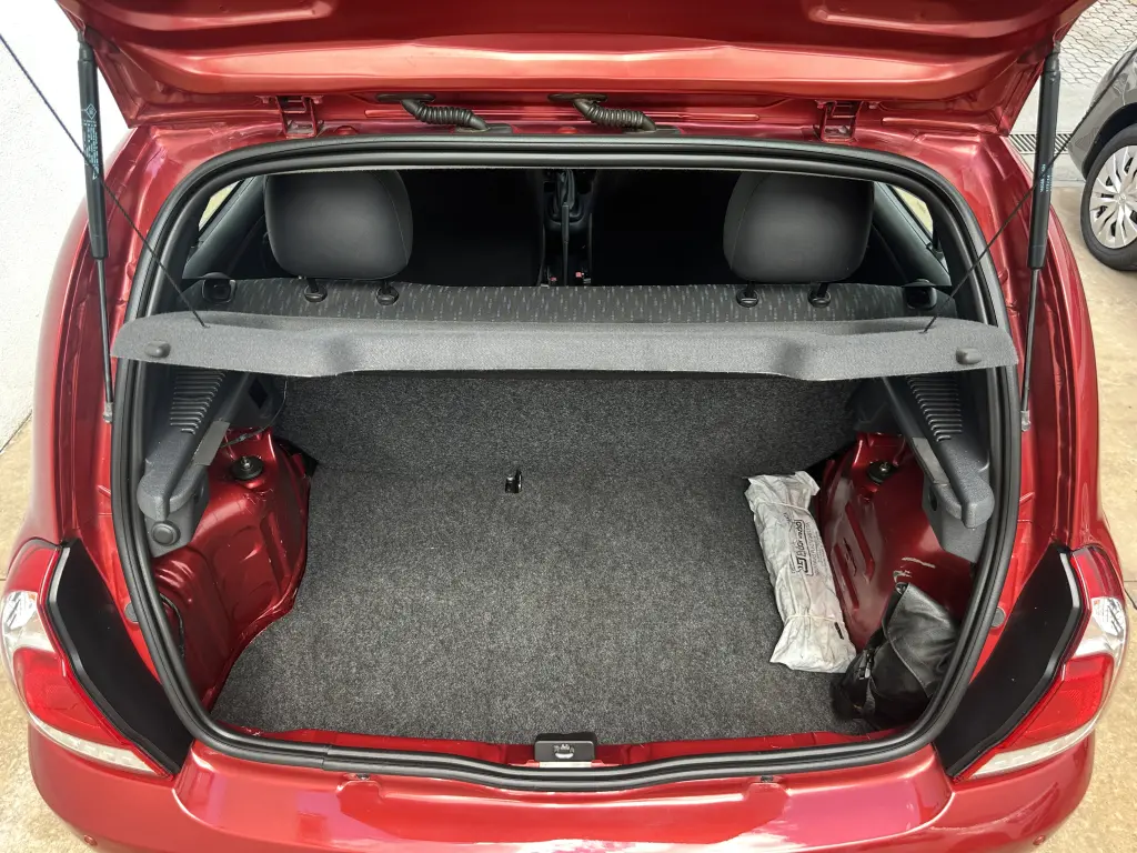 RENAULT Clio Hatch - Foto