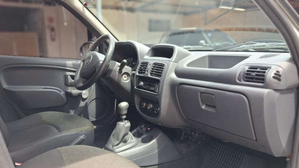 RENAULT Clio Hatch - Foto