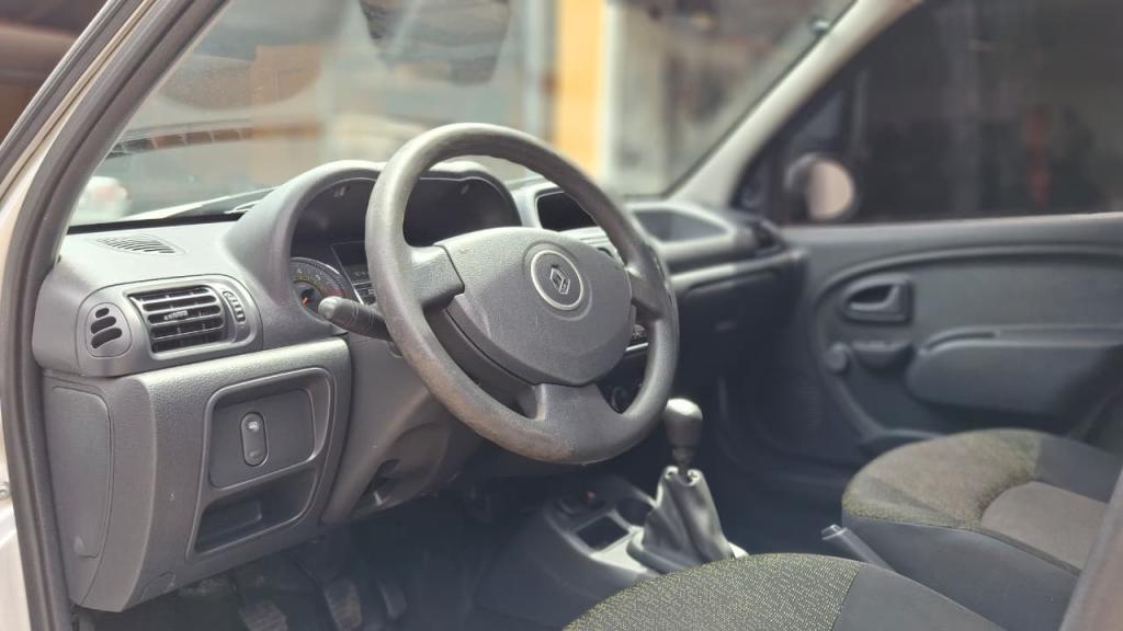 RENAULT Clio Hatch - Foto