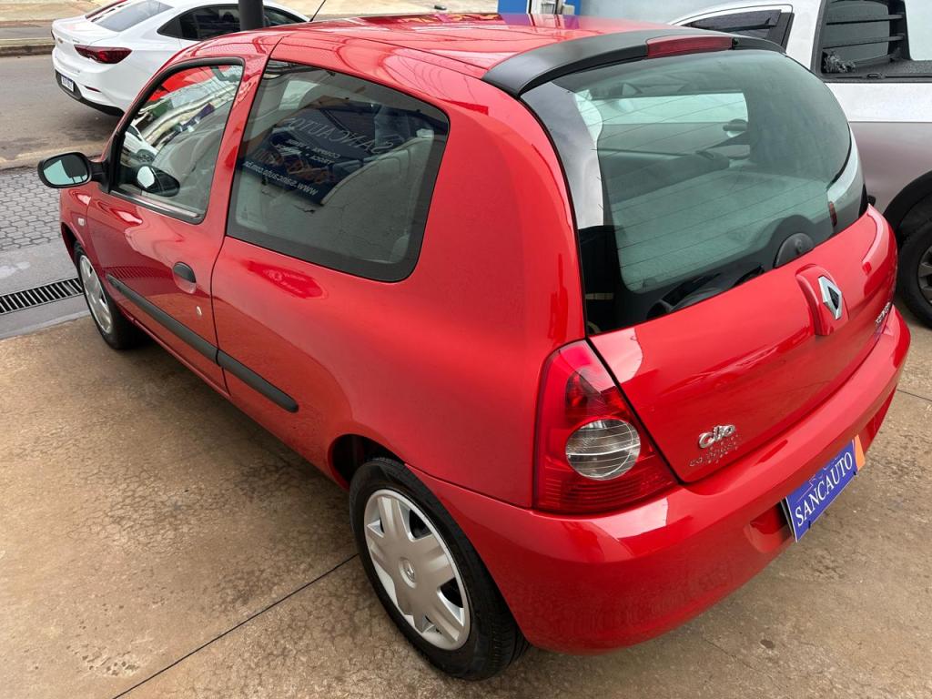 RENAULT Clio Hatch - Foto