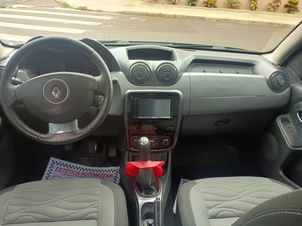 RENAULT Duster - Foto