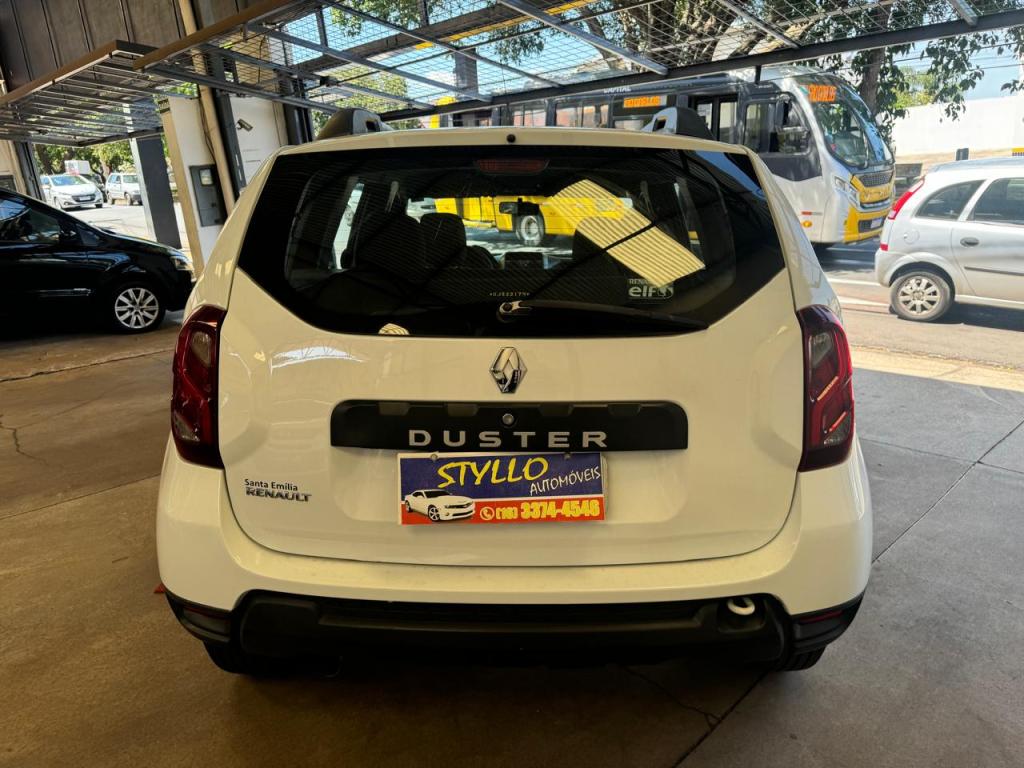 RENAULT Duster - Foto