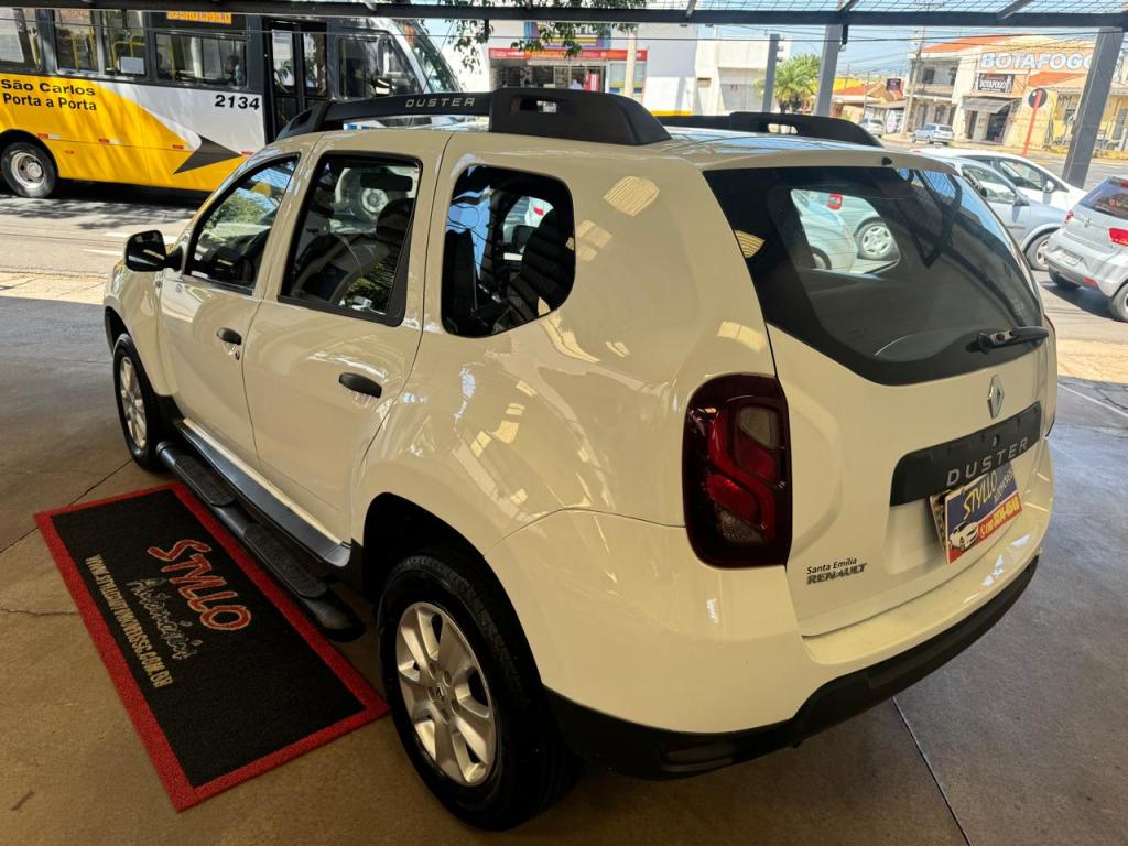 RENAULT Duster - Foto