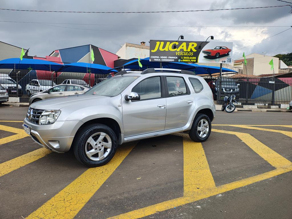 RENAULT Duster - Foto