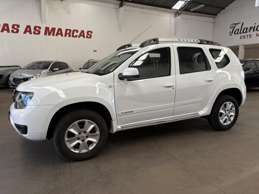 RENAULT Duster - Foto