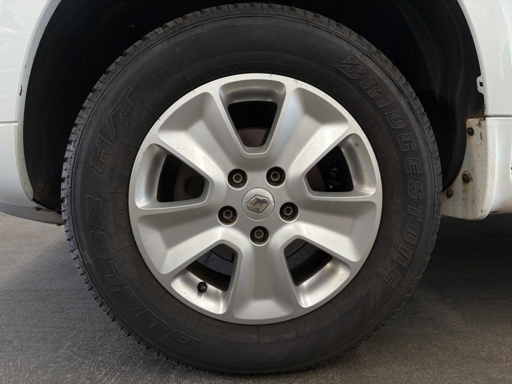 RENAULT Duster - Foto