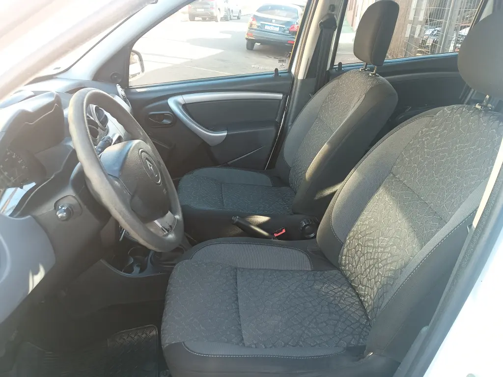 RENAULT Duster - Foto