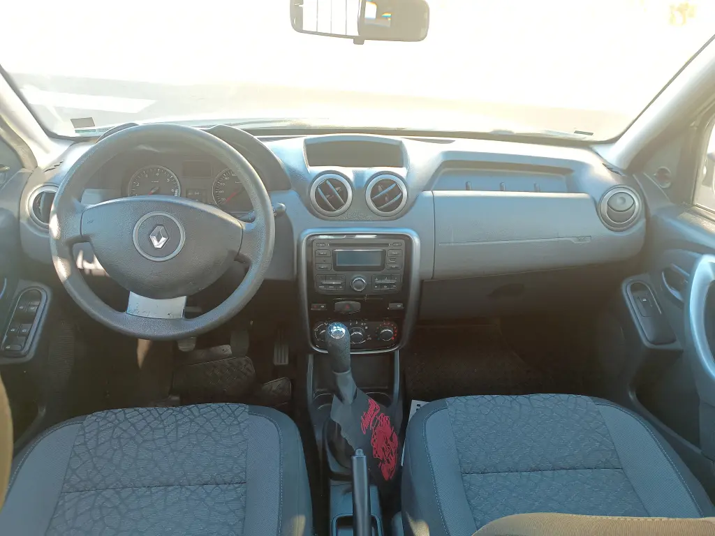 RENAULT Duster - Foto