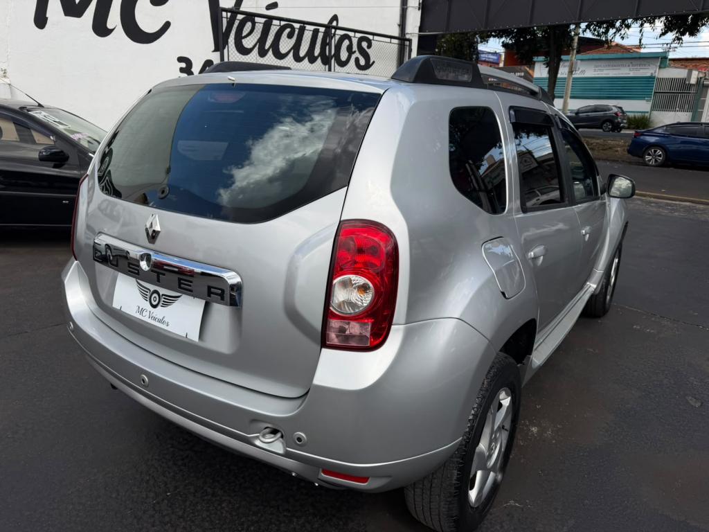 RENAULT Duster - Foto