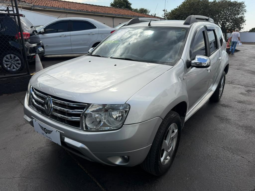 RENAULT Duster - Foto
