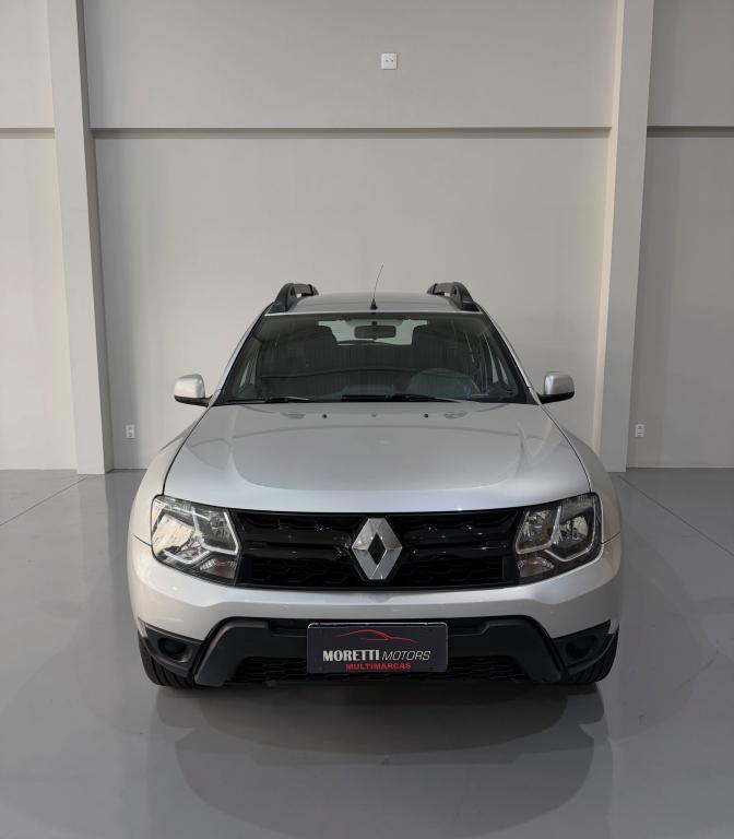 RENAULT Duster - Foto