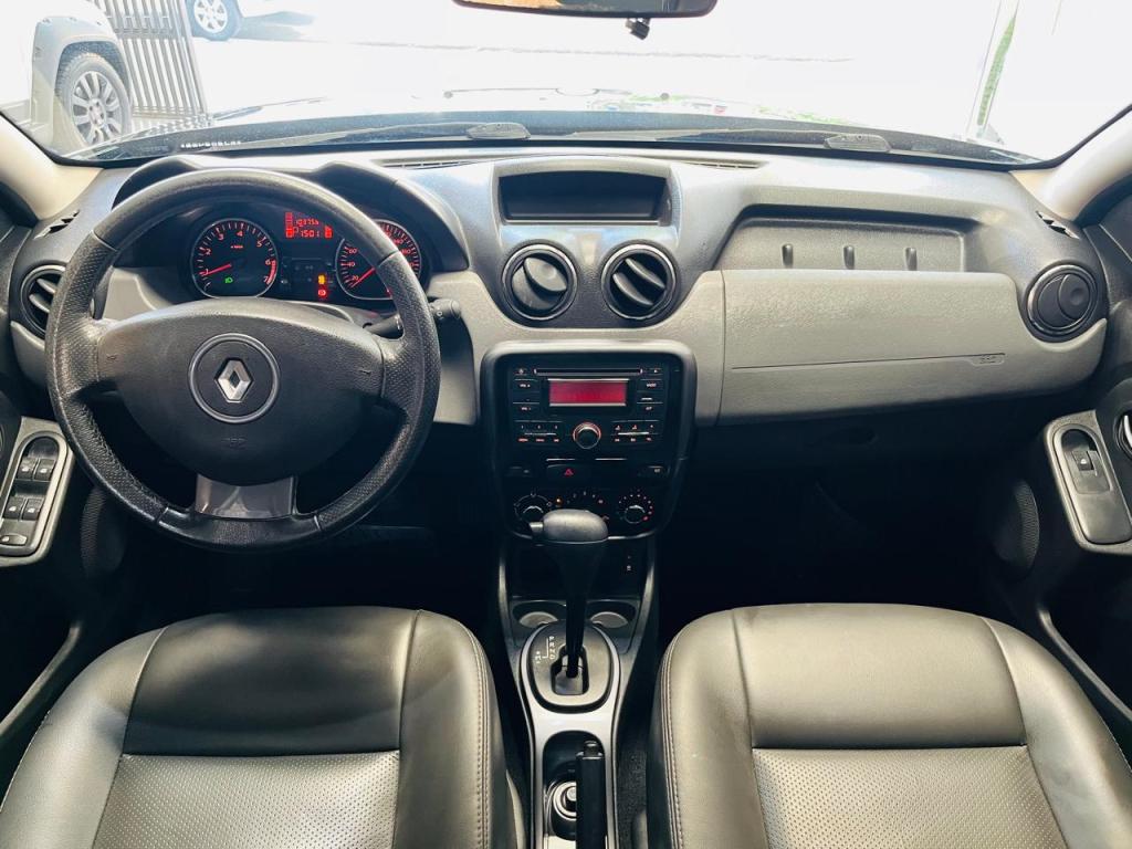 RENAULT Duster - Foto