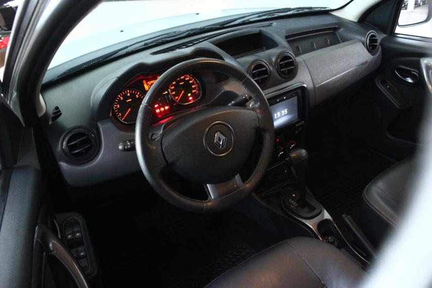 RENAULT Duster - Foto