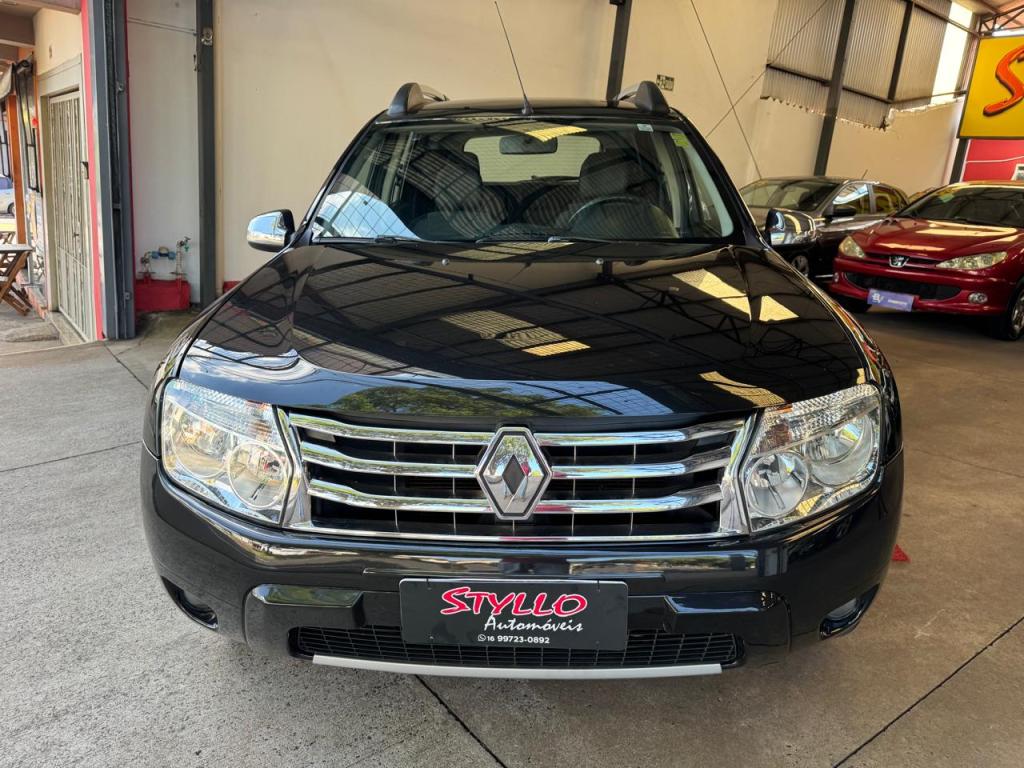 RENAULT Duster - Foto