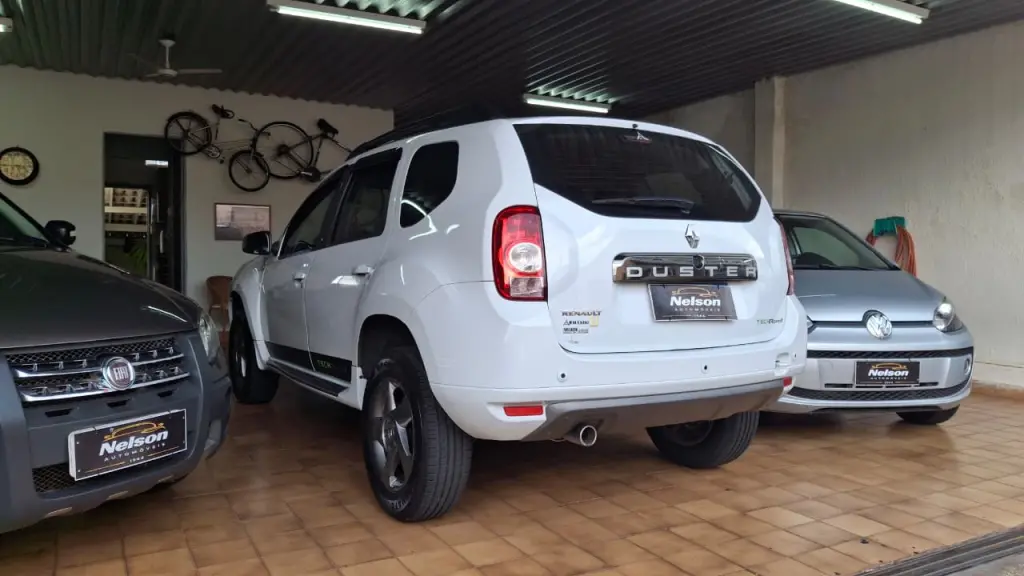 RENAULT Duster - Foto