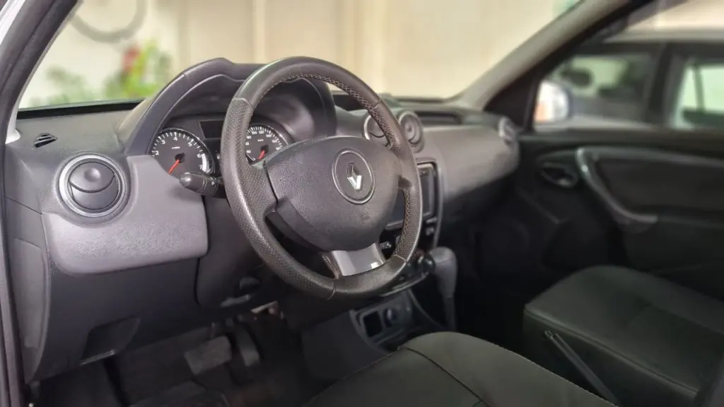 RENAULT Duster - Foto