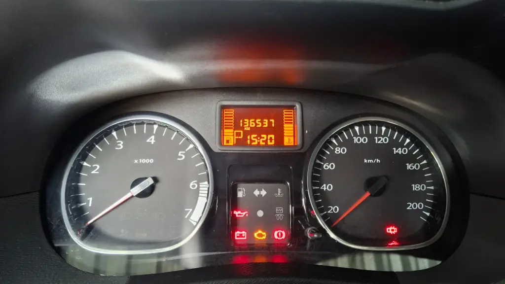 RENAULT Duster - Foto