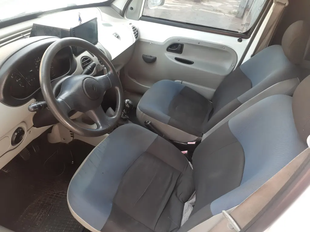 RENAULT Kangoo - Foto
