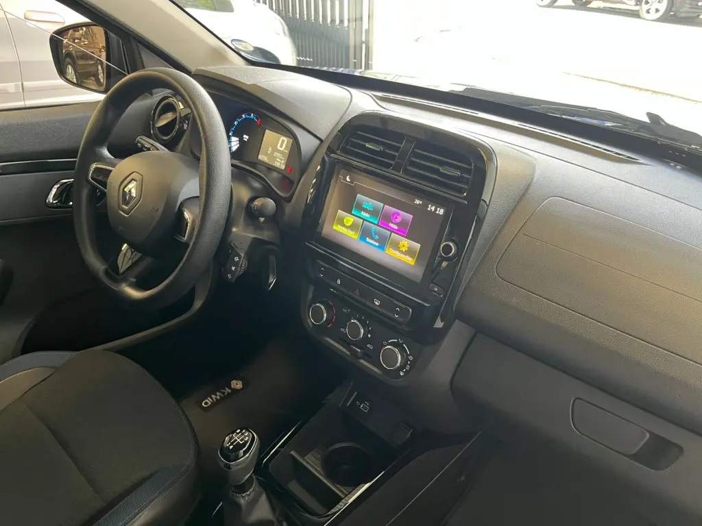 RENAULT Kwid - Foto
