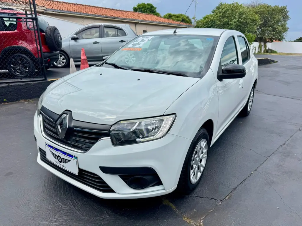 RENAULT Logan - Foto