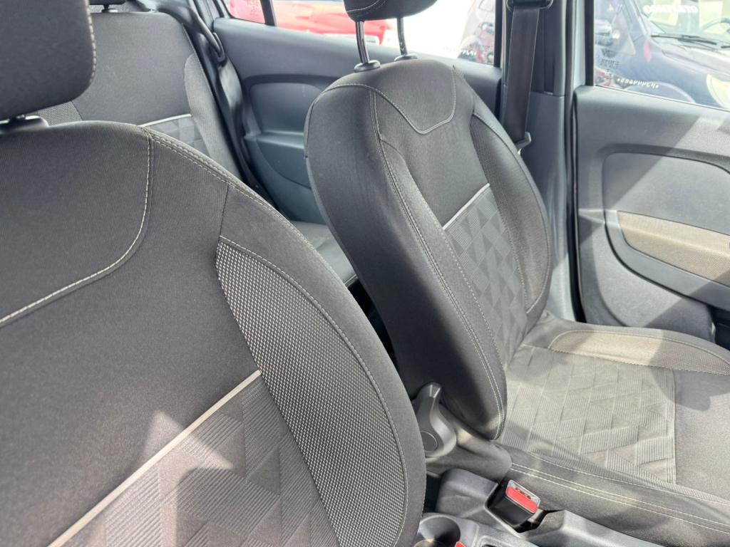 RENAULT Logan - Foto