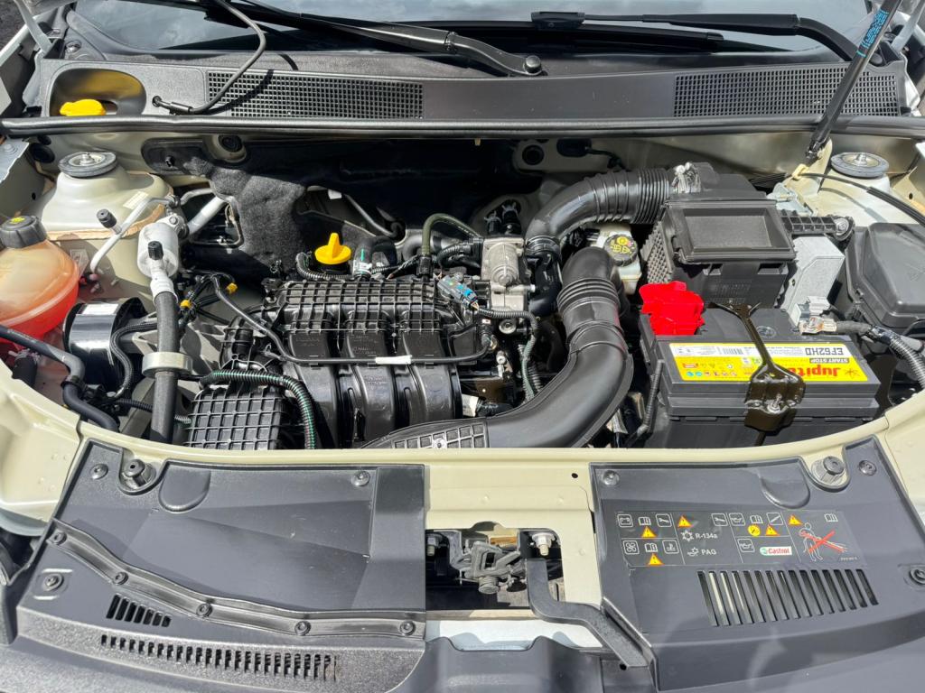 RENAULT Logan - Foto