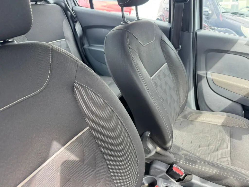 RENAULT Logan - Foto