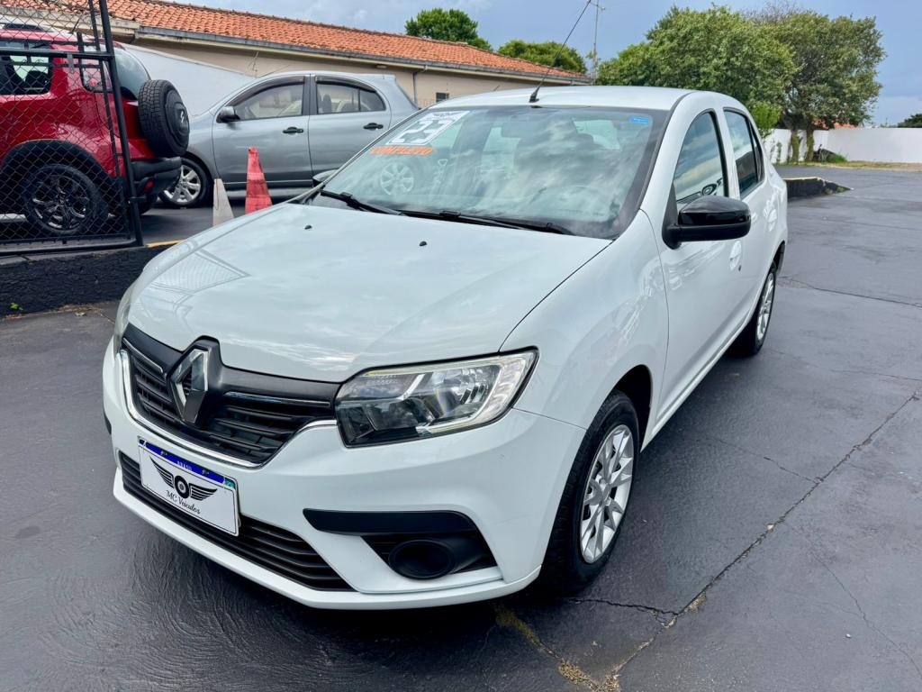 RENAULT Logan - Foto