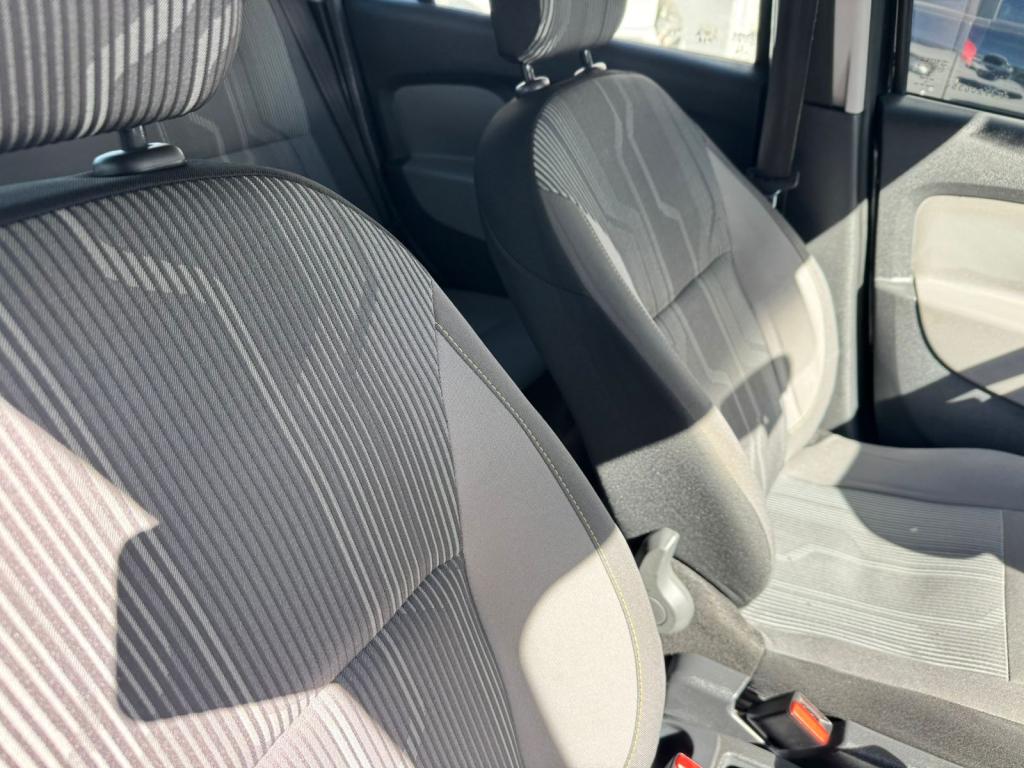 RENAULT Logan - Foto