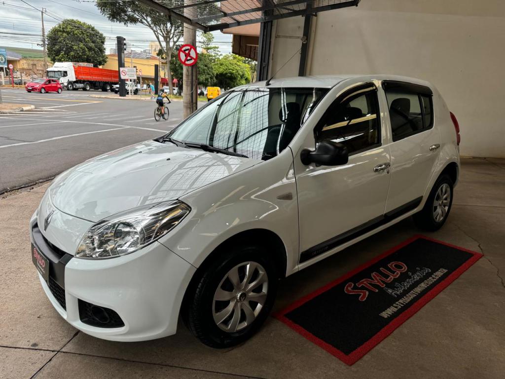 RENAULT Sandero