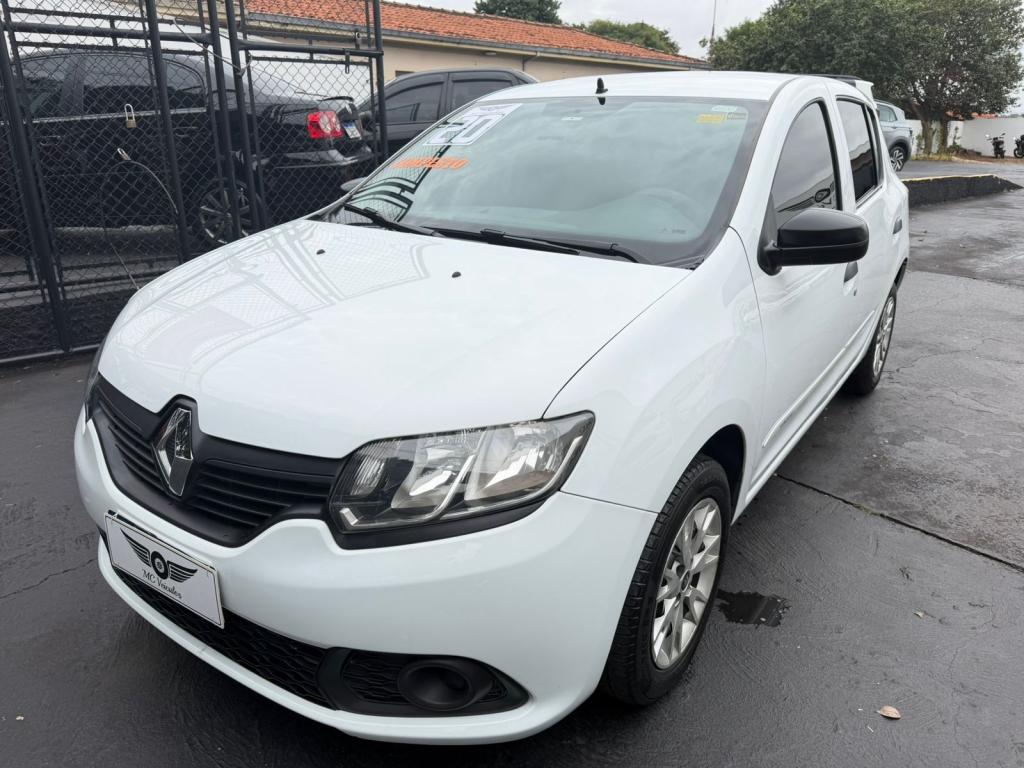 RENAULT Sandero - Foto