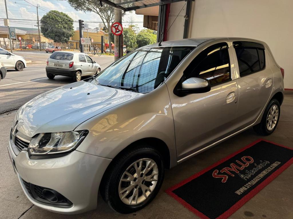 RENAULT Sandero