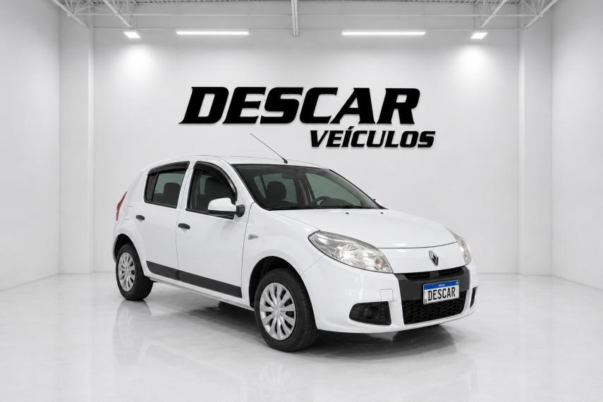 RENAULT Sandero - Foto